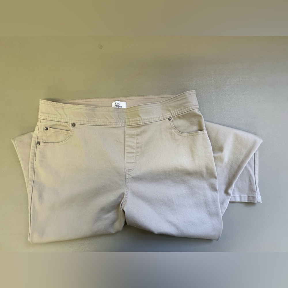 Kim Rogers Women's Beige Cropped Petite Cotton Blend Khaki Pants NWOT